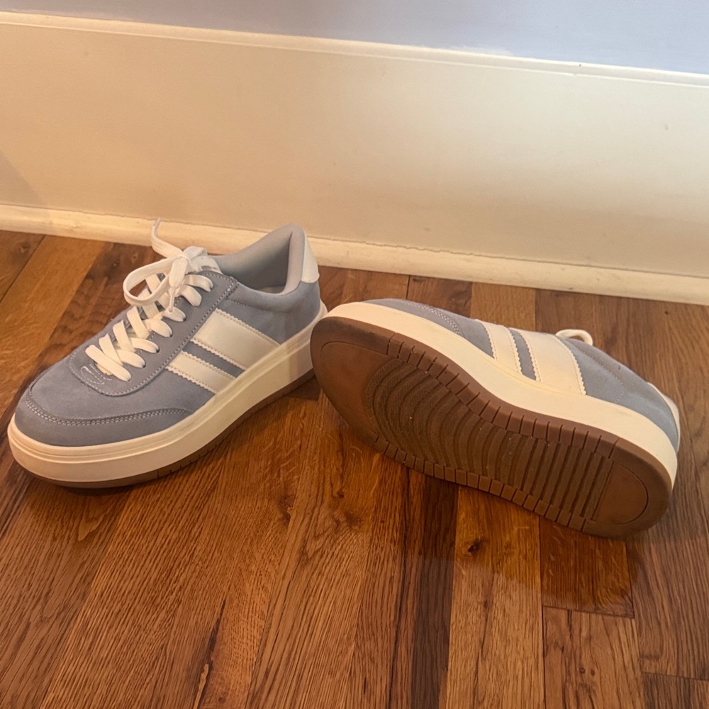 Madden Girl Blue and White Women's Sneakers - Picture 3 of 3